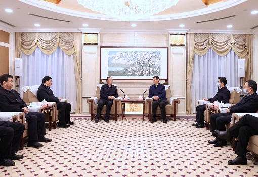 國家電網(wǎng)董事長辛保安、總經(jīng)理張智剛與江蘇省省長許昆林舉行會談