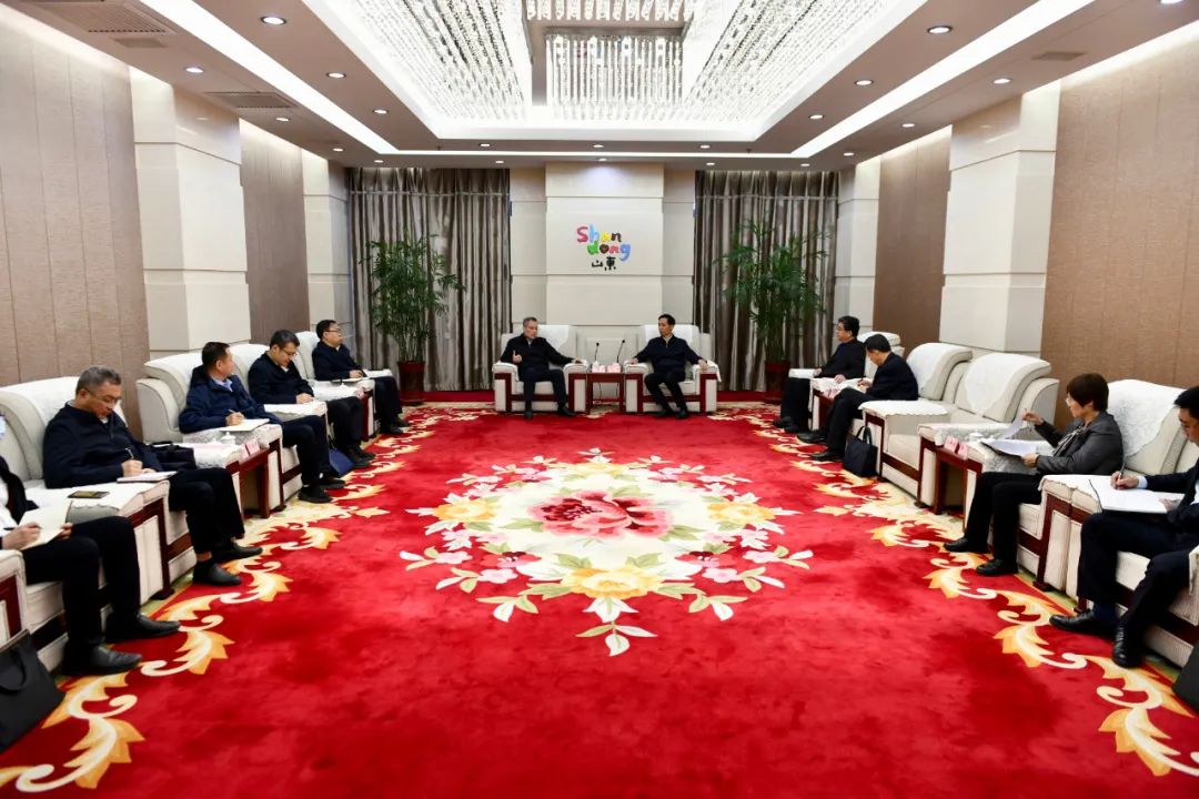 大唐山東發(fā)電公司黨委書記、董事長趙永力拜會菏澤市委副書記、市長張倫