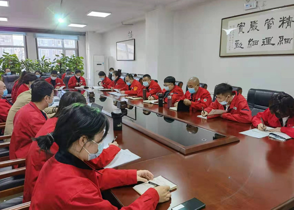 烏海市千里山供電公司：宣貫《車(chē)輛管理標(biāo)準(zhǔn)》，加強(qiáng)車(chē)輛日常管理