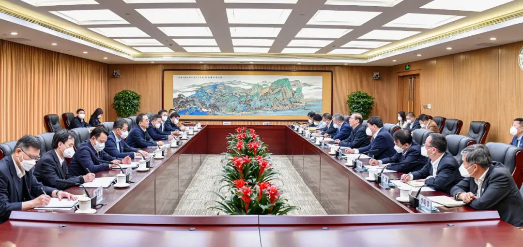 鄒磊、劉明勝與國家電網(wǎng)董事長辛保安、總經(jīng)理張智剛會(huì)談