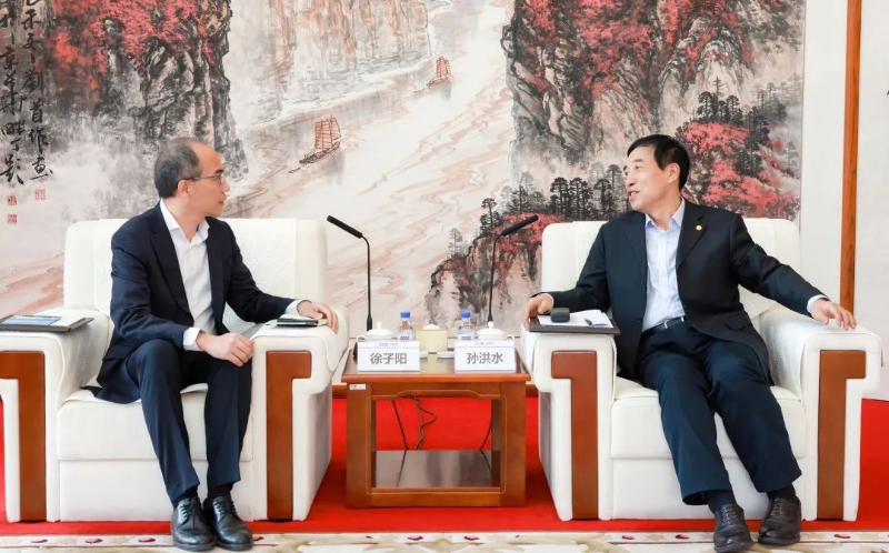 中國(guó)能建黨委副書記、總經(jīng)理孫洪水與中興通訊總裁徐子陽會(huì)談