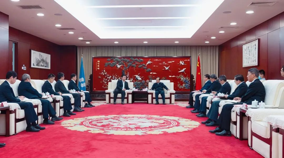 華電集團黨組書記、董事長江毅會見海博思創(chuàng)董事長、總經(jīng)理張劍輝