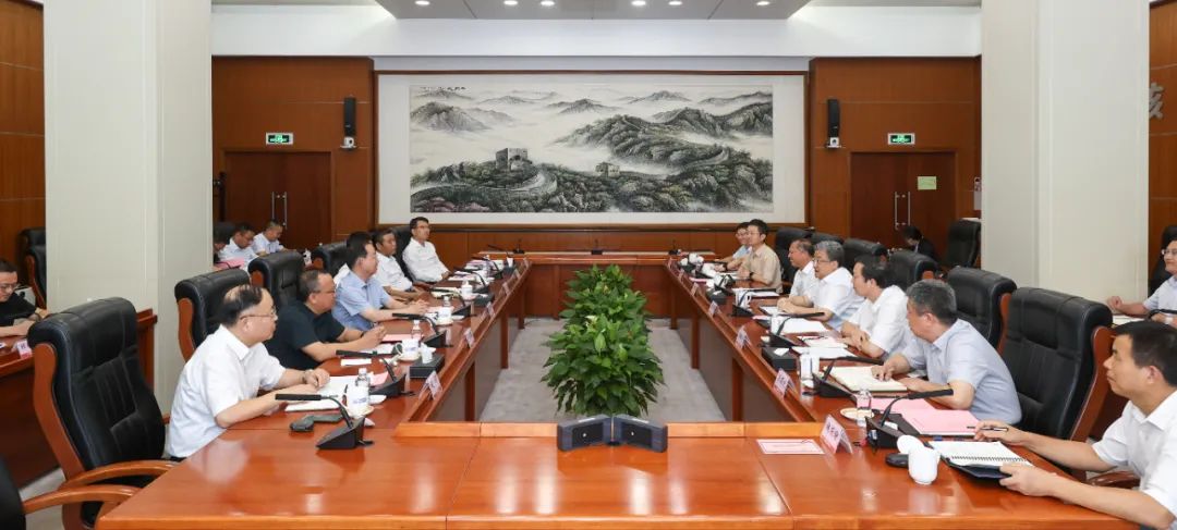 中核集團(tuán)黨組書記、董事長余劍鋒會見北京市通州區(qū)委書記孟景偉