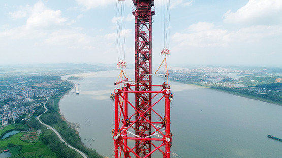 國網(wǎng)湖北電力公司深入“提質增效”　釋放發(fā)展“電能”