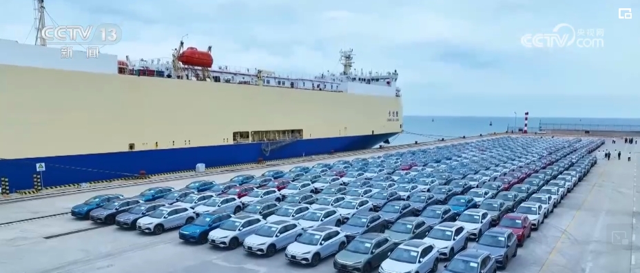 國產(chǎn)新能源車“出?！薄凹肌毙刑煜?再亮“黑科技”