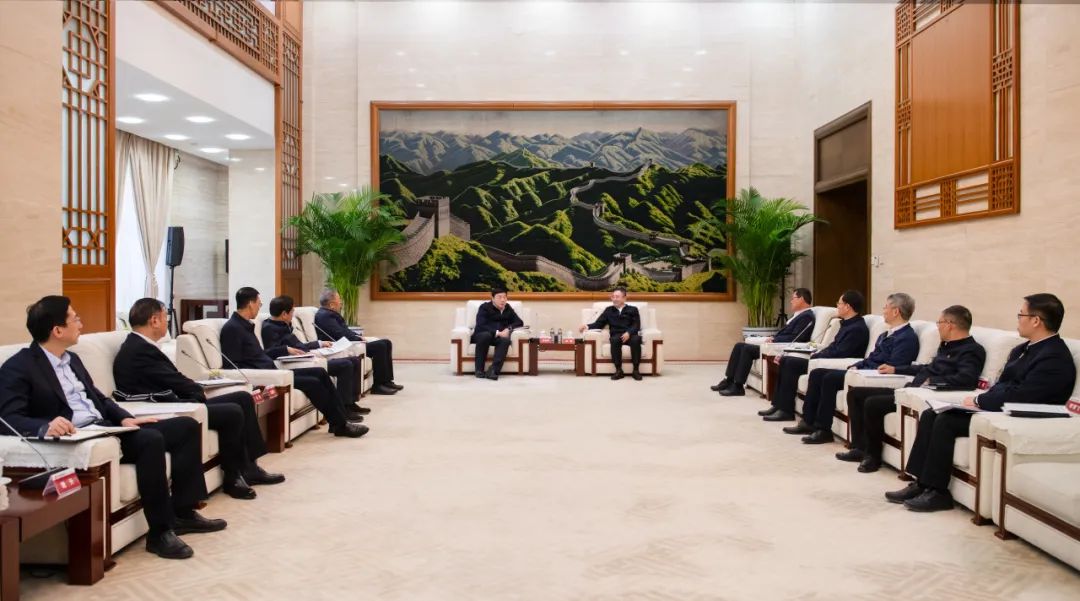 大唐集團(tuán)董事長、黨組書鄒磊與國家電網(wǎng)董事長、黨組書記張智剛會(huì)談