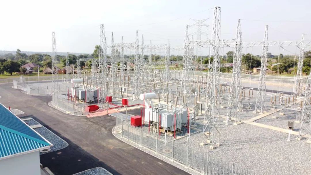 烏干達(dá)北部最大輸變電項目建成驗(yàn)收