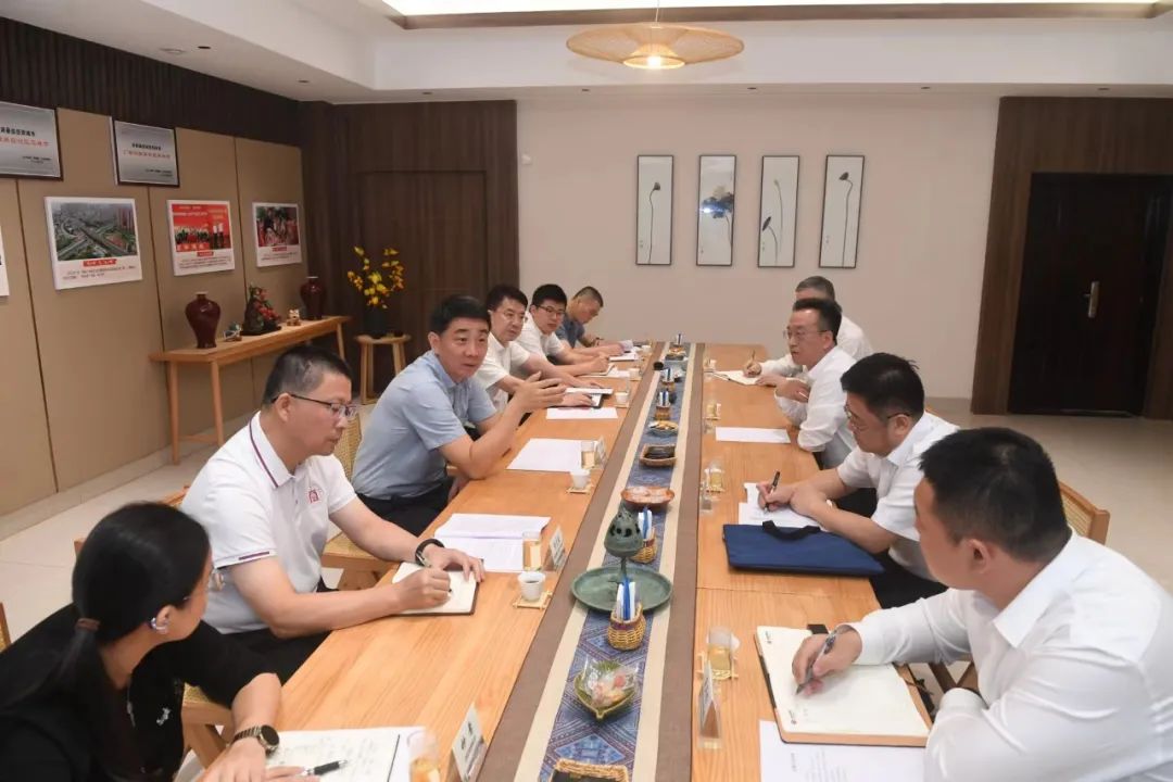國(guó)家能源集團(tuán)廣西公司黨委書記、董事長(zhǎng)李富軍拜會(huì)玉林市主要領(lǐng)導(dǎo)