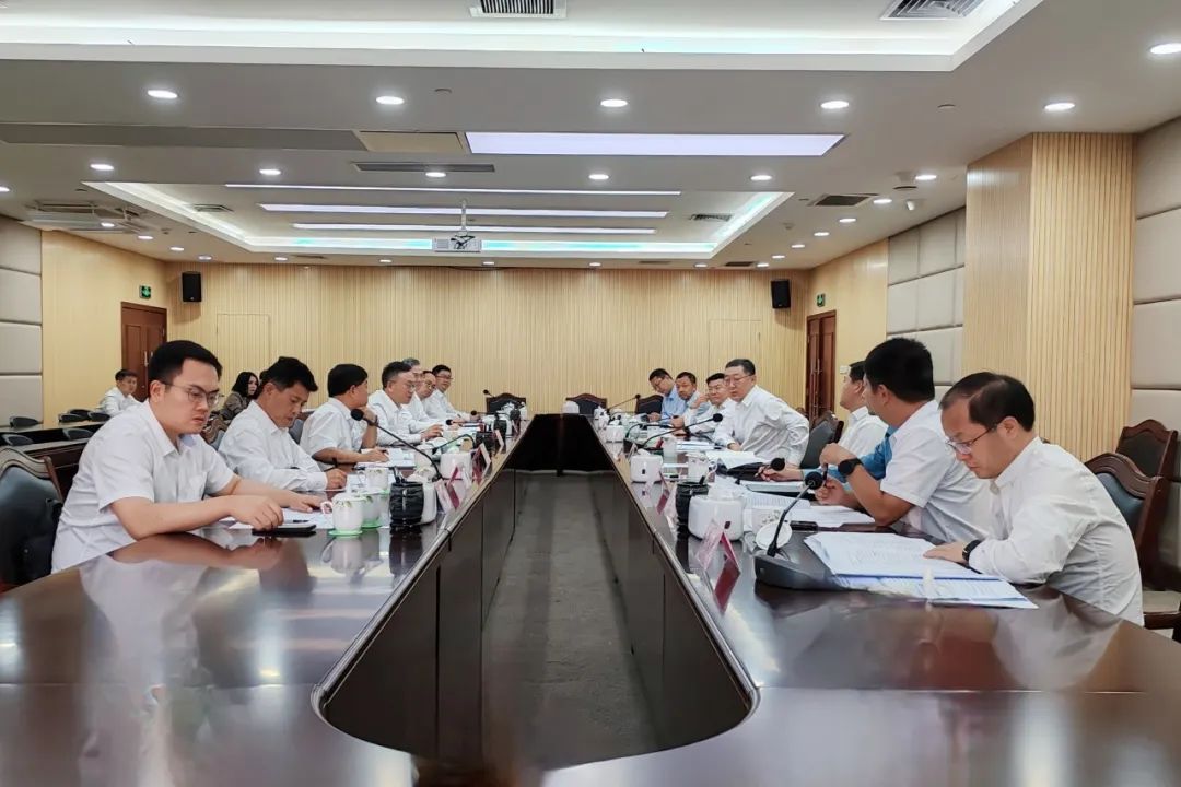 國(guó)家能源集團(tuán)廣西公司黨委書記、董事長(zhǎng)李富軍拜會(huì)柳州市委副書記、市長(zhǎng)張壯
