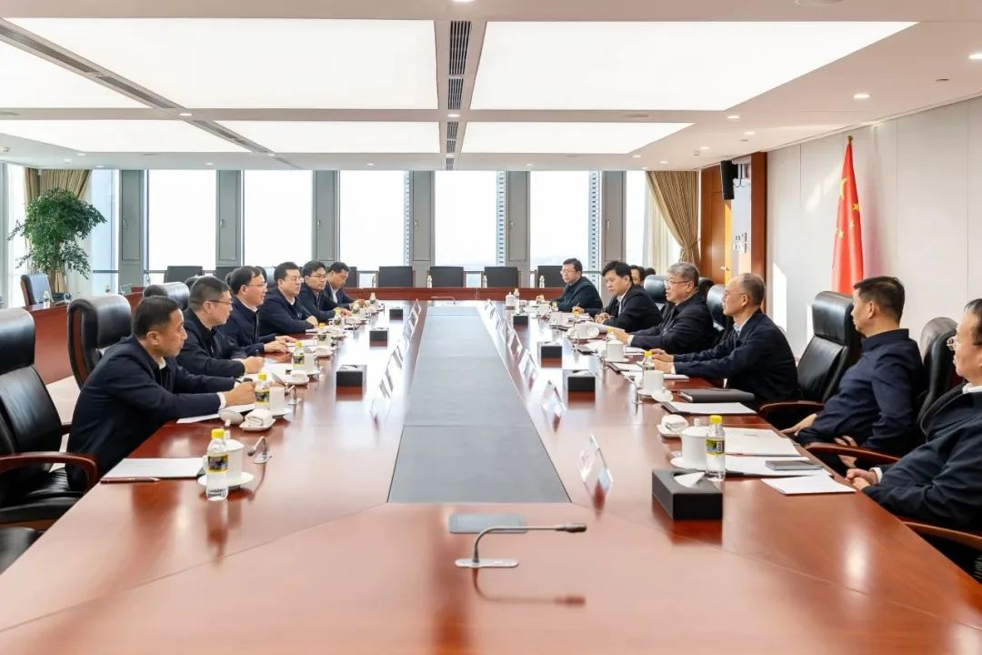 國(guó)家能源集團(tuán)黨組書記、董事長(zhǎng)劉國(guó)躍與中國(guó)大唐黨組副書記、總經(jīng)理張傳江會(huì)談