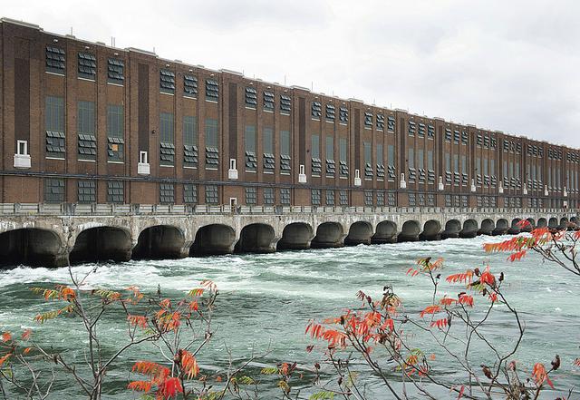 極端天氣殃及加拿大水力發(fā)電，“水電出口大國”向美國買電