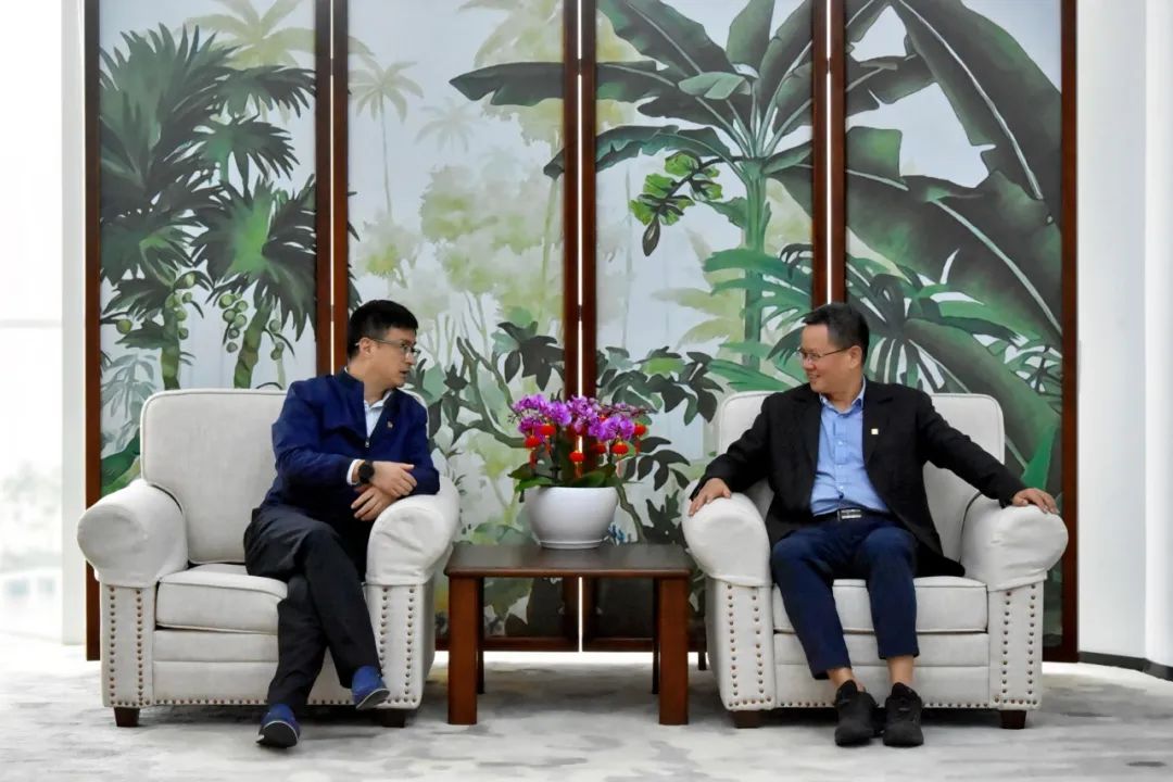 國電投海南公司黨委副書記、總經(jīng)理劉波濤拜訪大唐海南公司黨委書記、董事長王俊啟