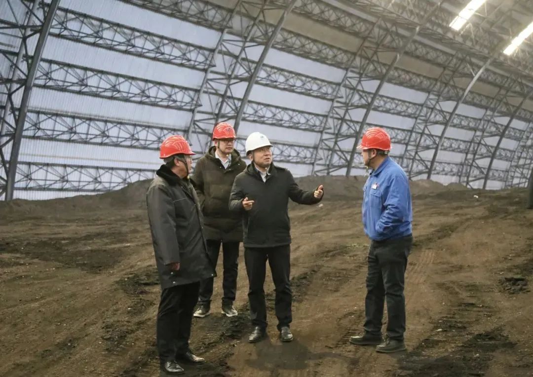 華電內(nèi)蒙古公司黨委書記那仁滿都拉赴烏達公司督導2024年度民主生活會并調研
