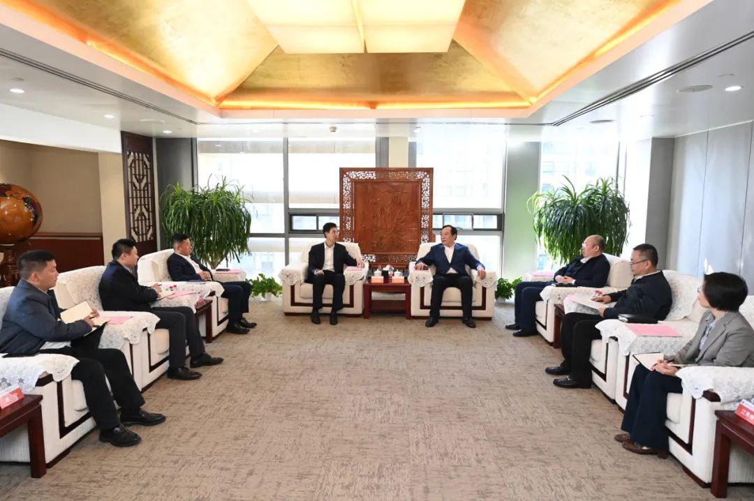 大唐國際黨委書記、董事長李凱會(huì)見中建五局黨委書記、董事長田衛(wèi)國